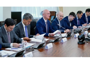Başbakan Birinci Yardımcısı Roman Sklyar DEİK Heyetini Kabul Etti