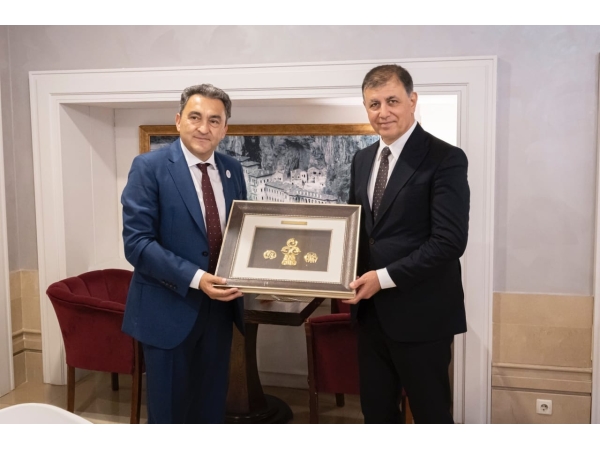 İzmir Büyükşehir Belediye Başkanı Sayın Cemil Tugay ve Heyetini Astana'da Ağırladık