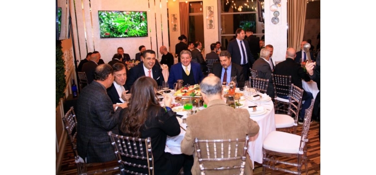 Almatı’daki üyelerimizle yılbaşı yemeğinde biraraya geldik.