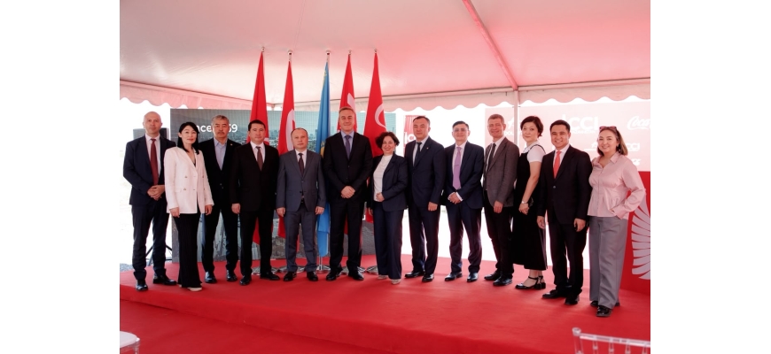 Aktöbe’de, Coca-Cola İçecek Kazakhstan’ın ülkedeki dördüncü üretim tesisintöreniin inşaatının başlangıcını simgeleyen temel atma, hükümet ve Kazakh Invest desteğiyle gerçekleştirildi.